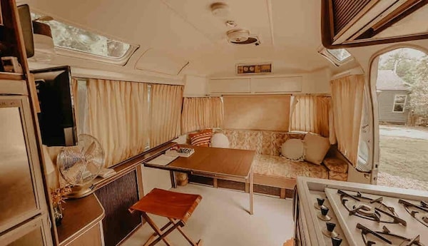 Urban Airstream Retreat - 曼非斯