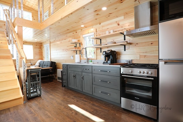 1 Bed Ultra Modern Cabin In Woods With Hot Tub - Woodstock, VT