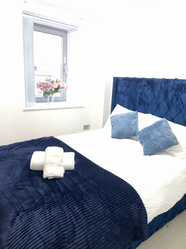 Luxury Two Doubled Bed Apartment Heart Of Leeds City Centre Headrow - Leeds