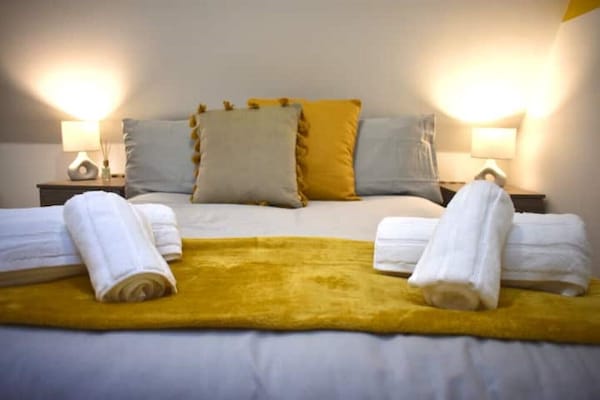 Cosy Reading Home \/ Weekly Discount - Henley-on-Thames