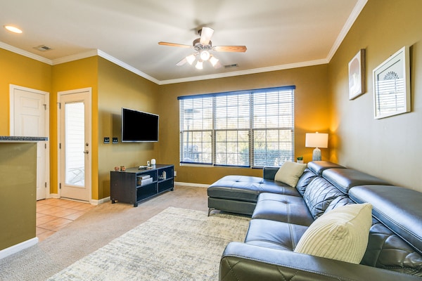 Roomy Morrisville Townhome W\/ Community Pool! - Apex, NC
