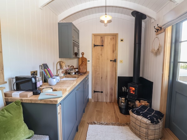 Shepherd Hut 2, Romantic, Character Holiday Cottage In Pateley Bridge - Ripon