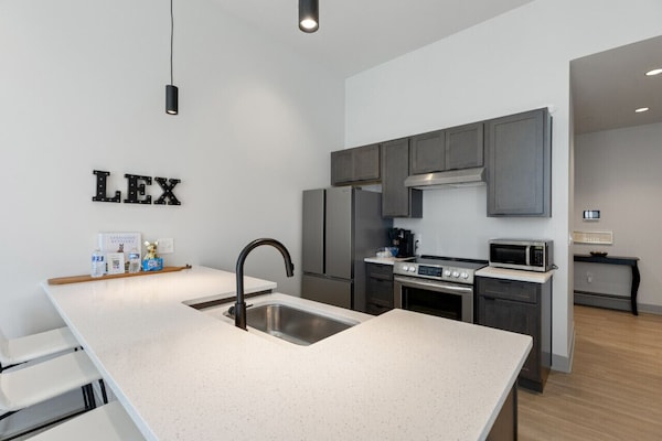 Lex In The City - Downtown Condo - Rupp Arena