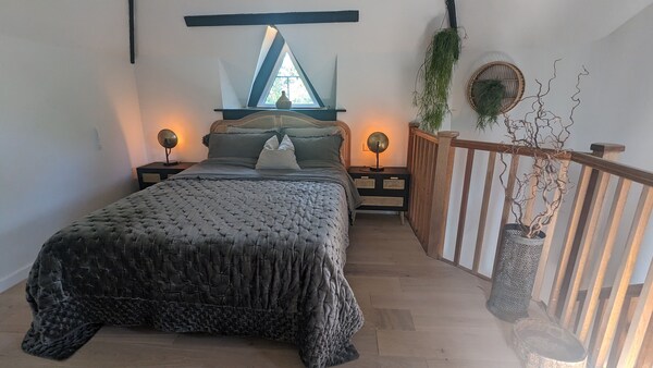 Luxurious Tower Retreat On Herefordshire\/gloucestershire Border. Pet-friendly! - Forest of Dean