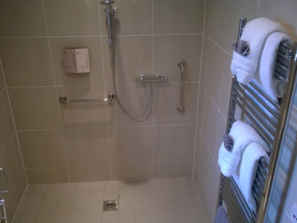 Double-standard-salle D'eau-disabled Friendly - Sherborne