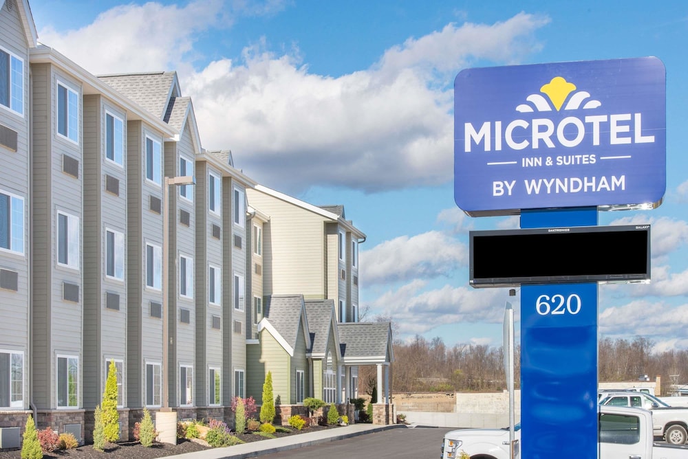 Microtel Inn & Suites By Wyndham Cadiz - Cadiz, OH