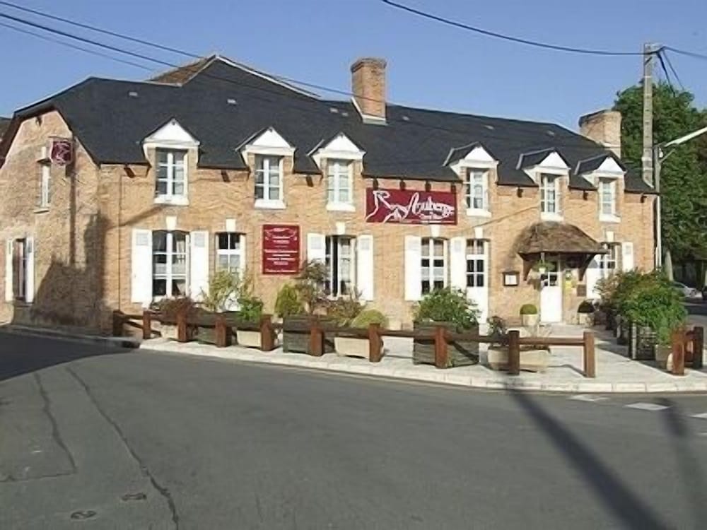 Auberge du Cheval Blanc - Chaumont-sur-Tharonne