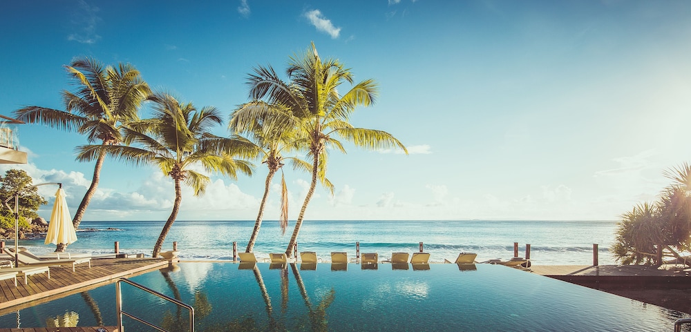 Carana Beach Hotel - Seychellen