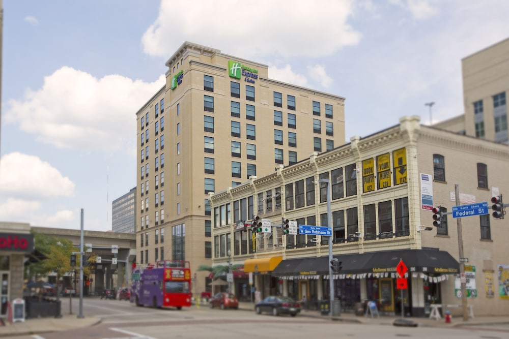 Holiday Inn Express & Suites Pittsburgh North Shore, An Ihg Hotel - Pittsburgh, PA