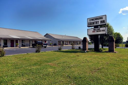 Dawson Lake, Kelso airbnb, hotels and vacation rentals