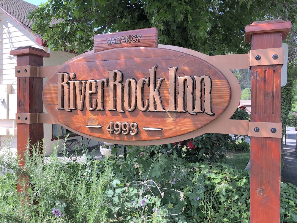 River Rock Inn - Mariposa, CA