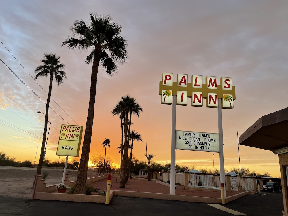 Palms Inn - Sonoran Desert National Monument