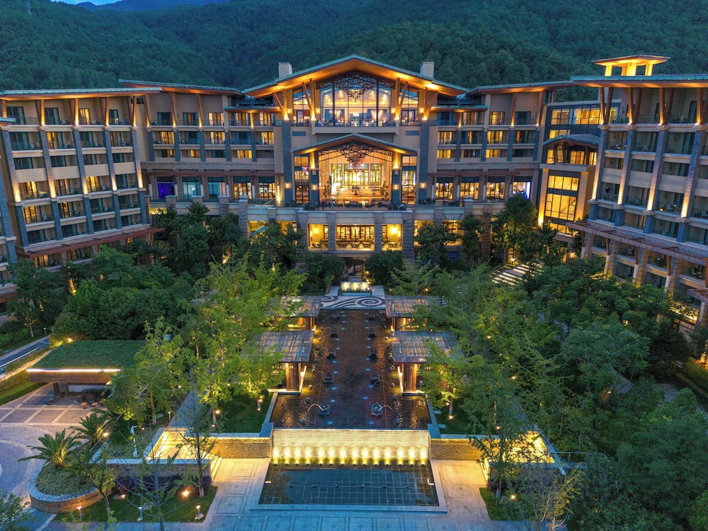 Hilton Dali Resort & Spa - China
