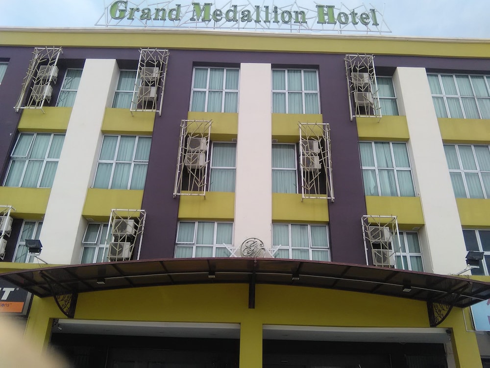 Grand Medallion Hotel - Kota Samarahan