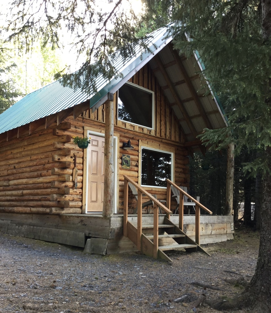 Renfro's Lakeside Retreat Cabins - Alaska