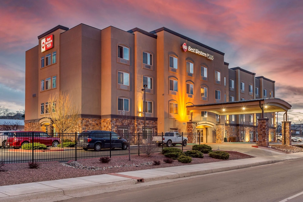 Best Western Plus Gallup Inn  Suites - Gallup, NM