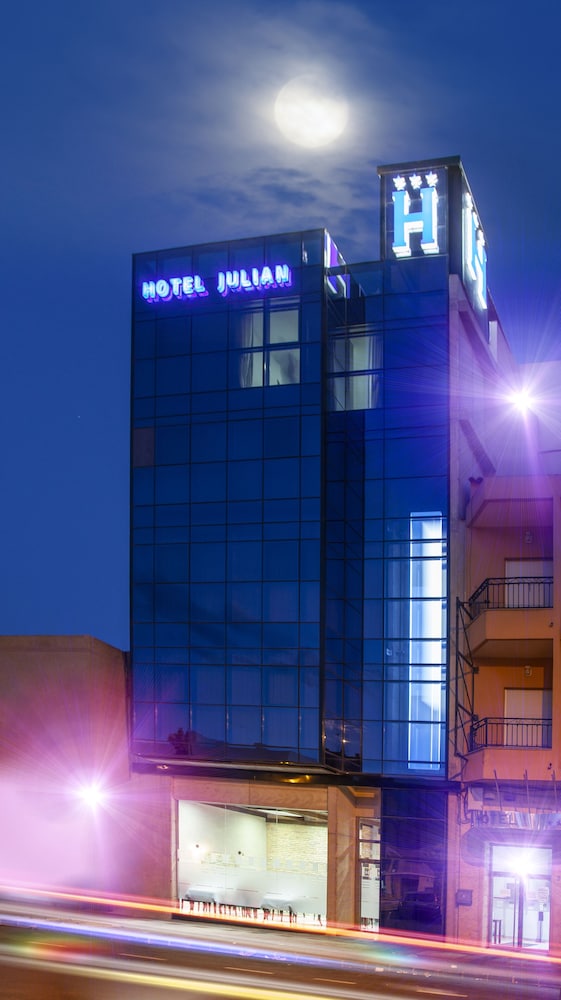 Hotel Julián - Alhama de Murcia