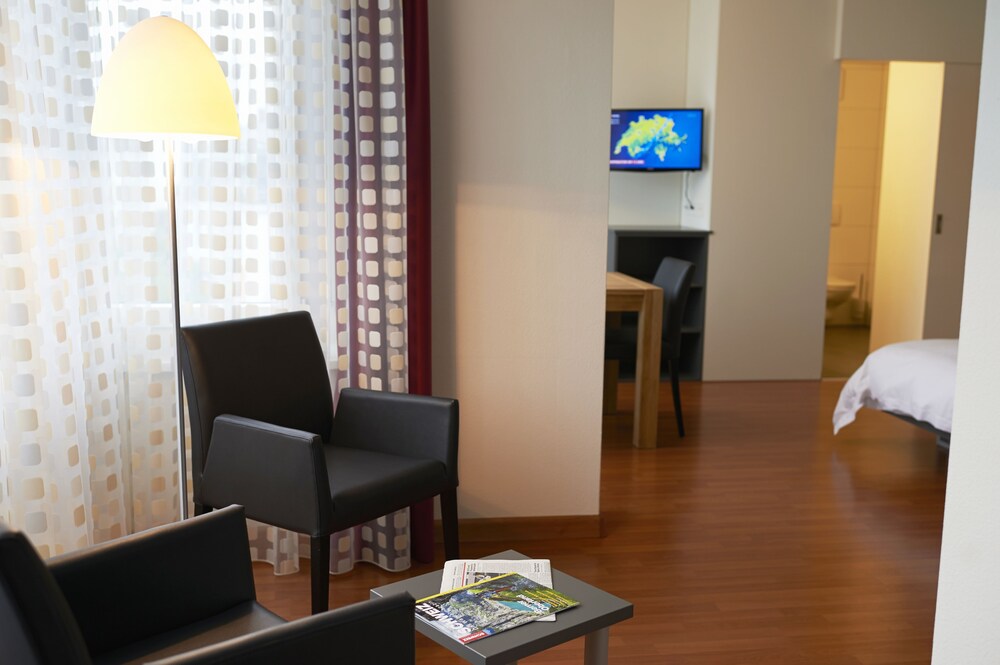 Residence Apartments By Hotel Du Commerce - Switzerland