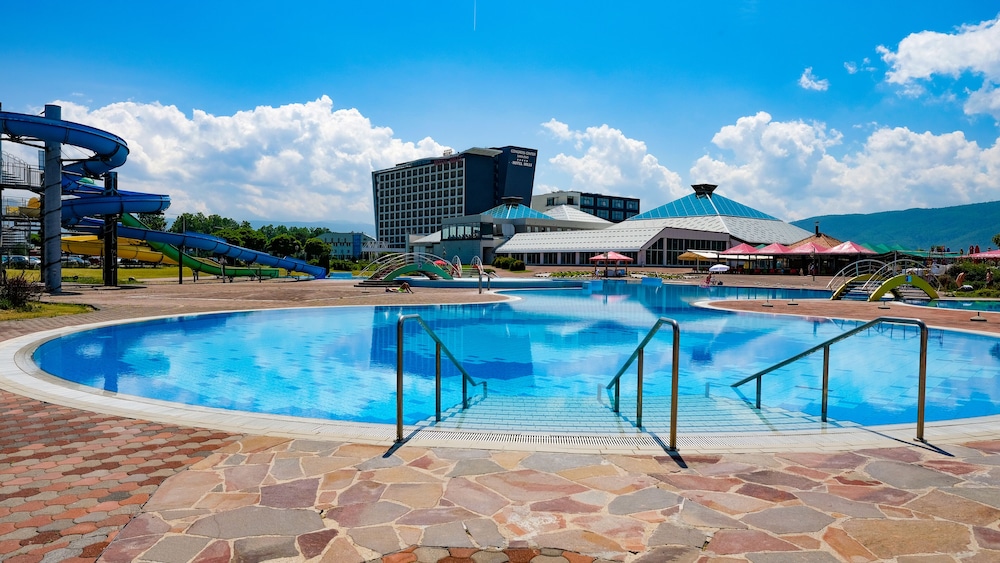 Hotel Hills Sarajevo Congress & Thermal Spa Resort - Szarajevó