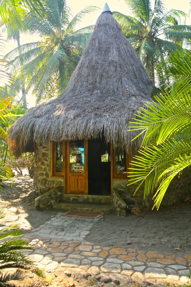 Oasis Surf Camp - Panama