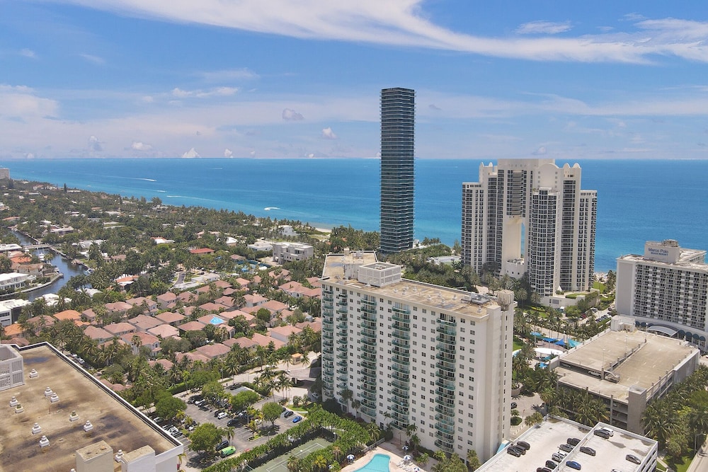Ocean Reserve Condominium - North Miami Beach