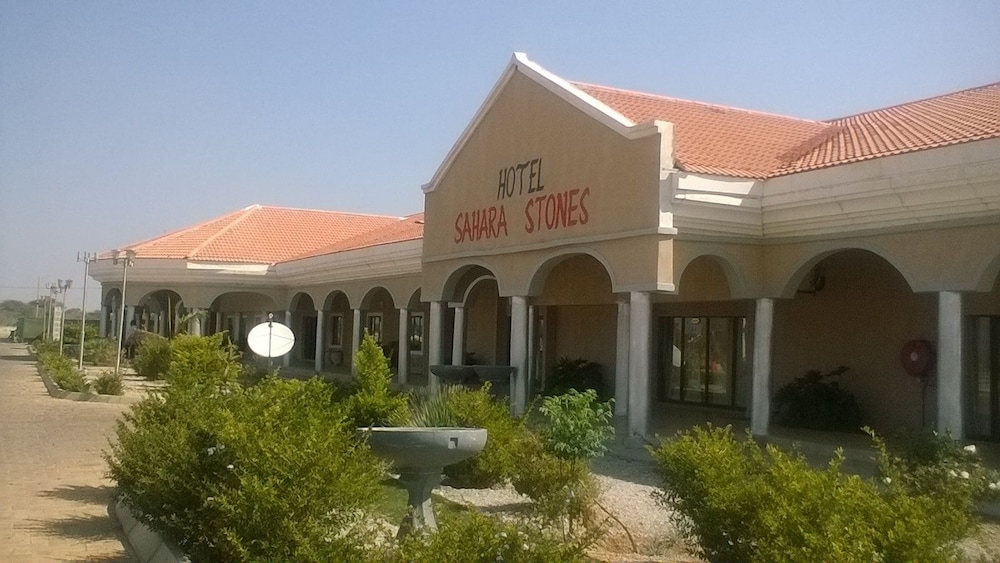 Sahara Stones Hotel - Botswana