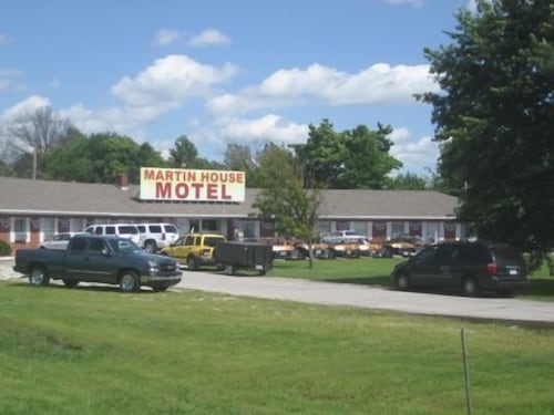Martin House Motel - Brookfield, MO