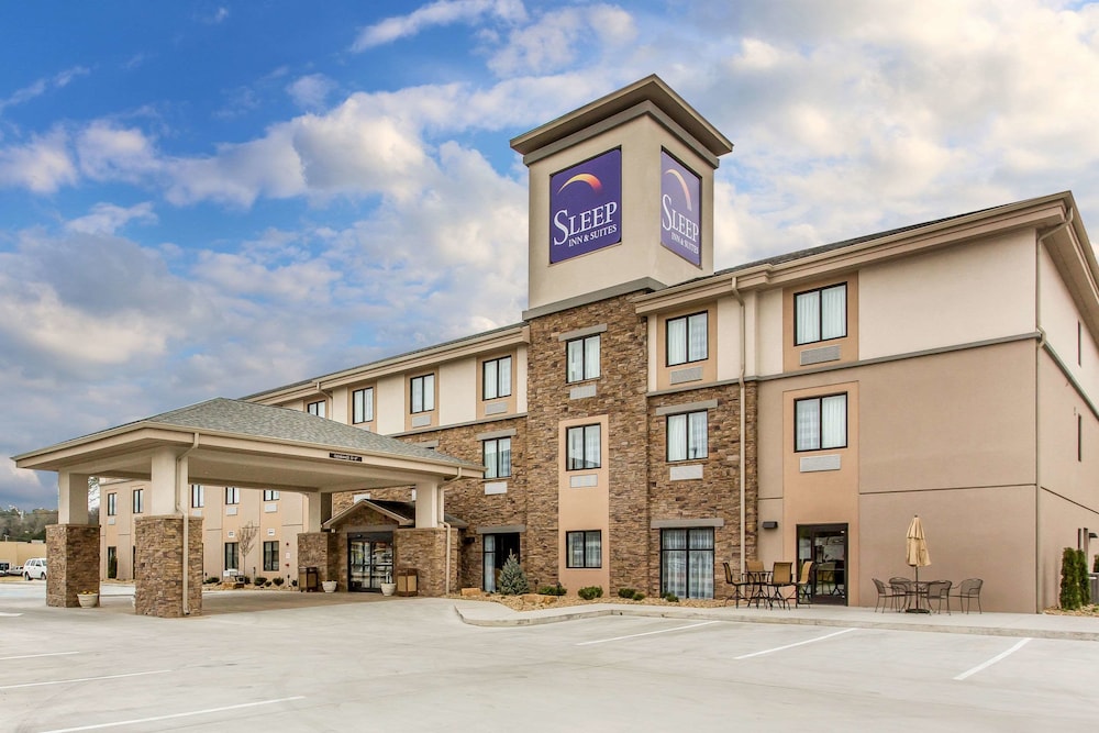 Sleep Inn & Suites - Dayton, TN