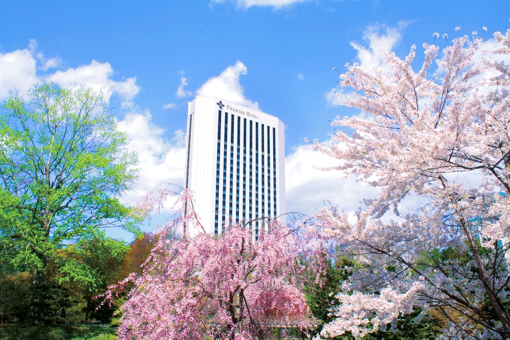 Premier Hotel Nakajima Park Sapporo - Chitose