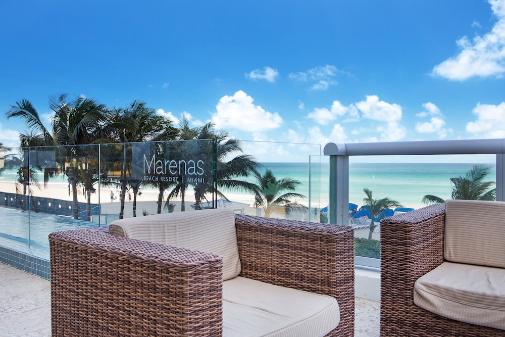Marenas Resort Condos By Ammos Vr - Hallandale Beach, FL