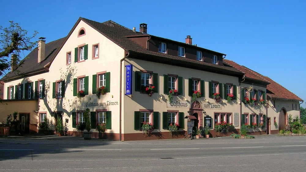 Historisches Genusshotel Löwen - Rheinfelden