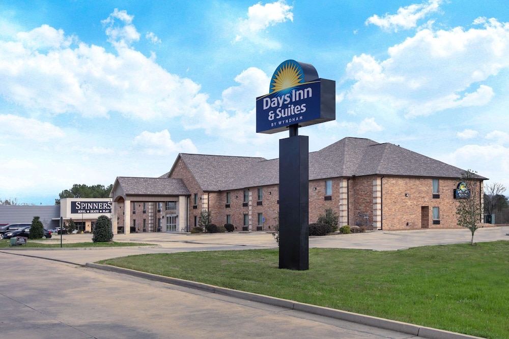 Days Inn & Suites By Wyndham Florence/jackson Area - Mississippi