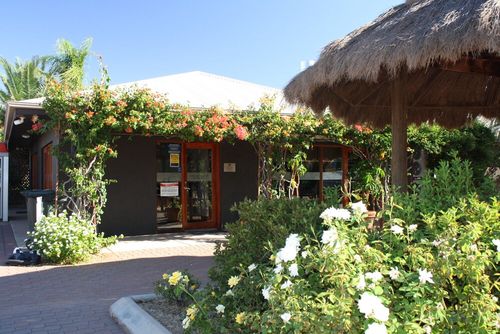 Vacation rentals & Airbnbs in Coober Pedy cozycozy