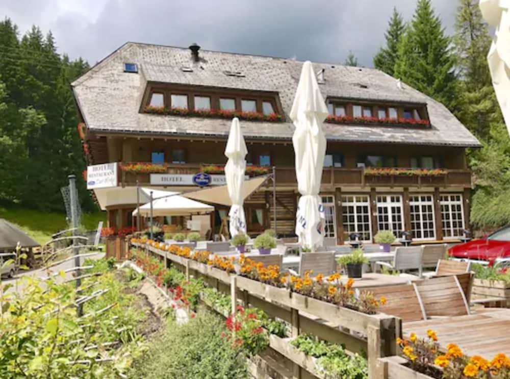 Berghotel und Restaurant Kräuter Chalet - Furtwangen im Schwarzwald