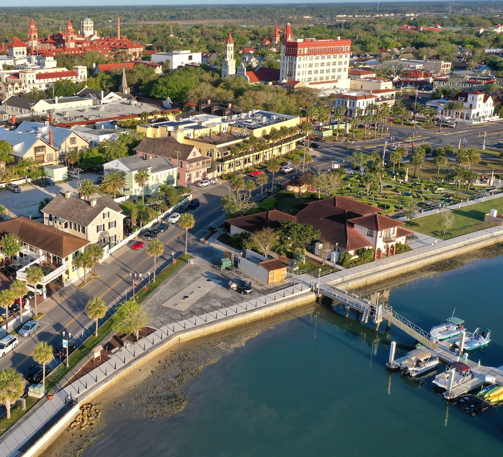 Historic Waterfront Marion Motor Lodge in downtown St Augustine - Florida