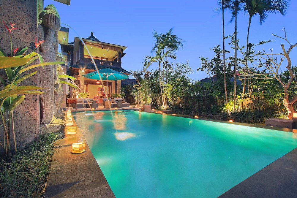 D'legon Luxury Villas - Indonesien