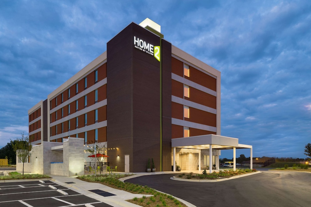 Home2 Suites By Hilton Charlotte Airport - Camp Snoopy, Fort Mill