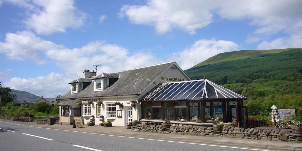 The Golden Larches Cafe And B&b - Loch Tay