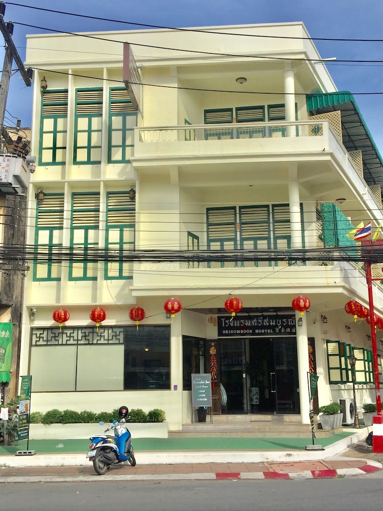 Srisomboon Hostel - Trang