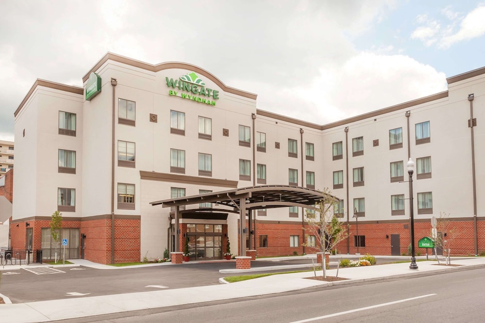 Wingate By Wyndham Altoona Downtown/medical Center - Altoona, PA