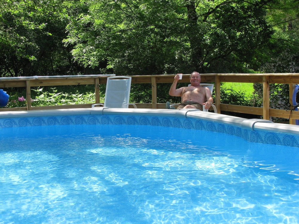 Weir Cottage: Private Lakeside Gite In Idyllic Location. A Great Place To Relax! - Limousin