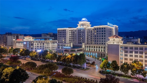 Sunshine Hotel & Resort Zhangjiajie - Zhangjiajie