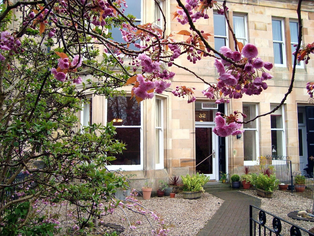 Lochinver Guesthouse - Ayr
