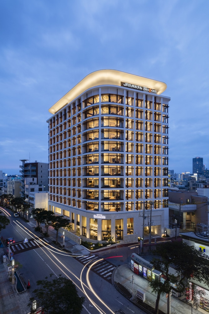 Jr Kyushu Hotel Blossom Naha - Naha