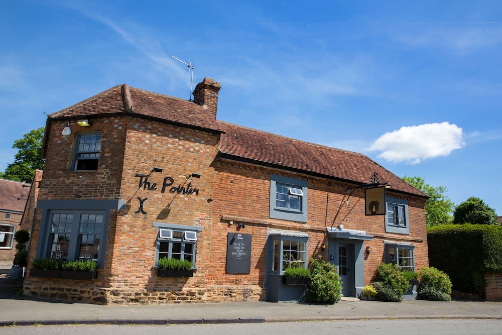 The Pointer - Bicester