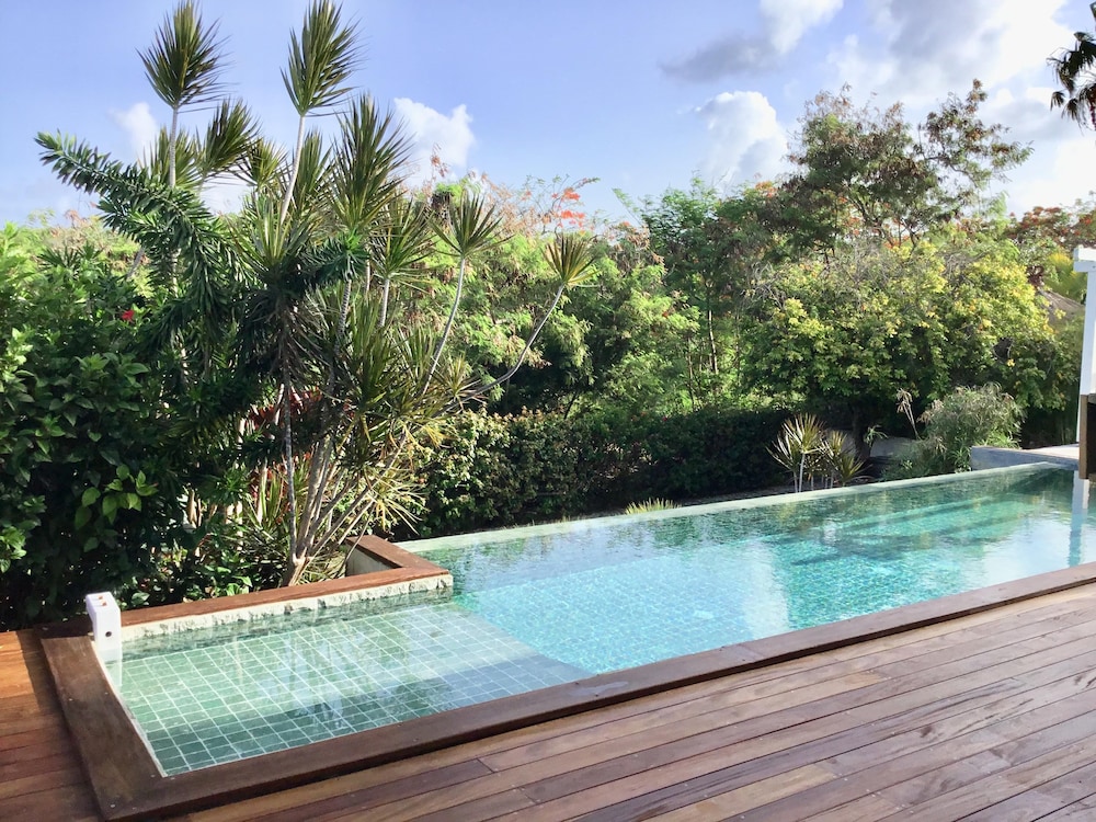 Villa Zen Dans Quartier Résidentiel - Guadeloupe