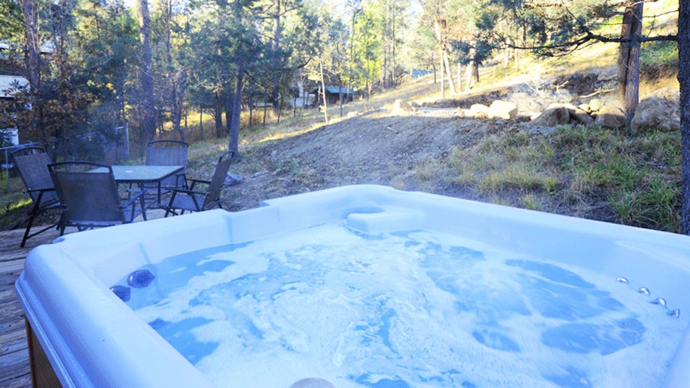 Whispering Pine Vacation Rentals - New Mexico