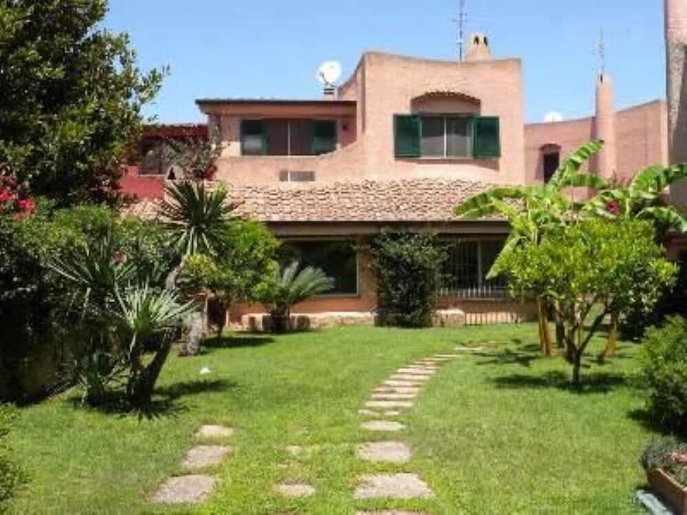 Villa Idéale Pour Vacances En Famille, Bien éQuipée, Proche Mer - Anzio