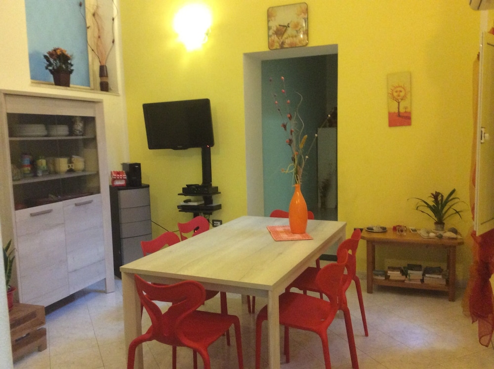 Gezellig, Licht, Ruim Appartement In Het Hart Van Cagliari - Cagliari