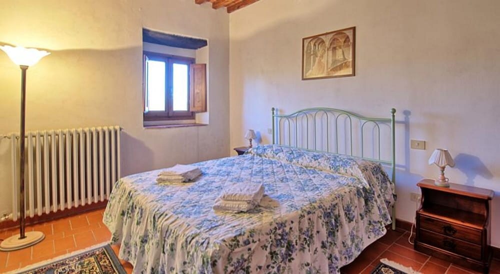 Holiday Farmhouse - Appartamento I Ceppi Con Piscina - Toscana